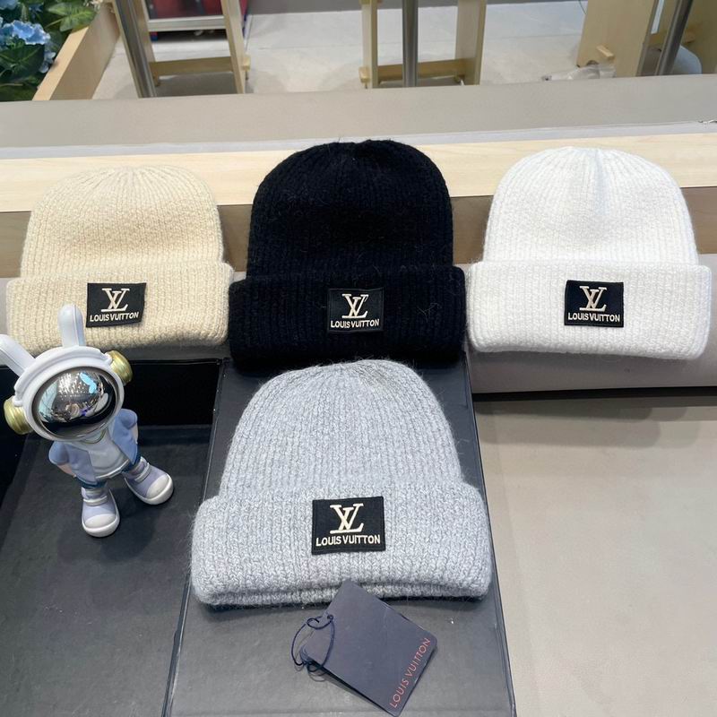 LV Hat 100401